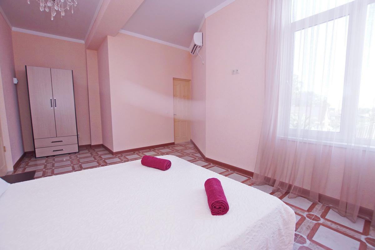 Guest House Belyi Lebed 수쿰 외부 사진